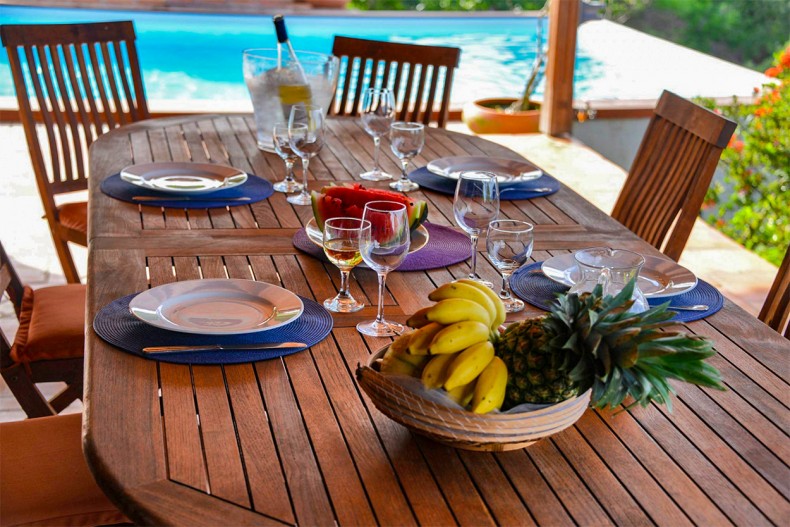 table maison à louer martinique