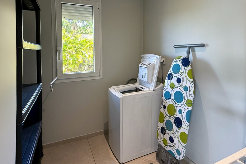 villa Martinique Diamant buanderie