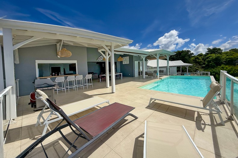 Location villa Martinique Diamant piscine