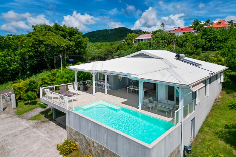 villa Martinique Diamant piscine