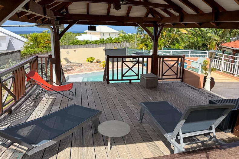 Location villa Sainte Luce pont café