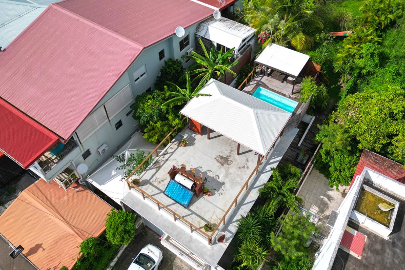 maison piscine sur le toit du Diamant pln