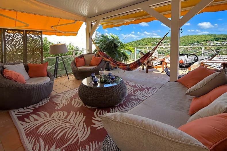 salon Ch2 Location ANSE à l'ANE Martinique Haut de villa F4