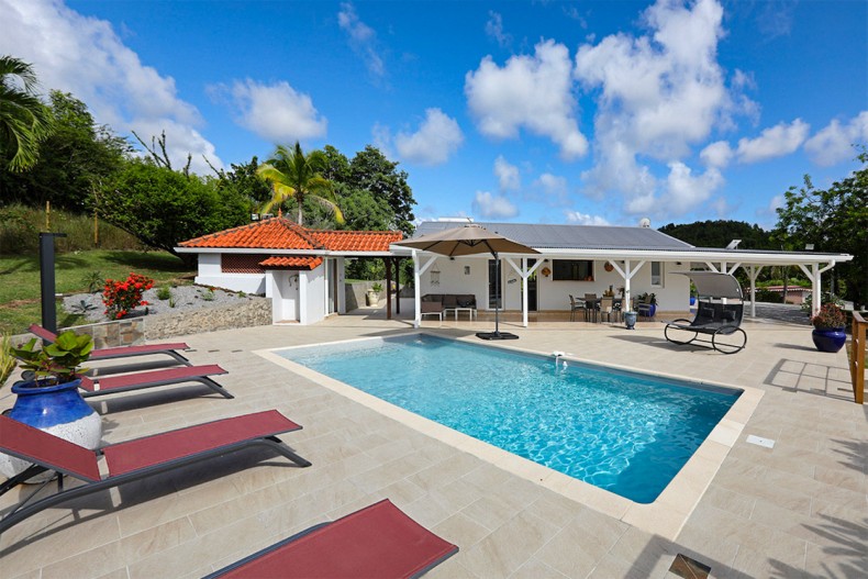Belle villa sainte Anne avec piscine