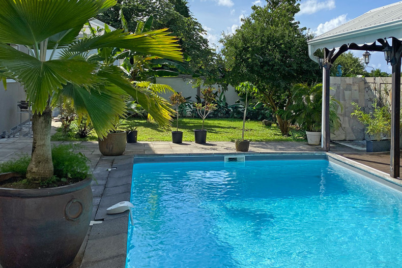 Location piscine Bleu Citron