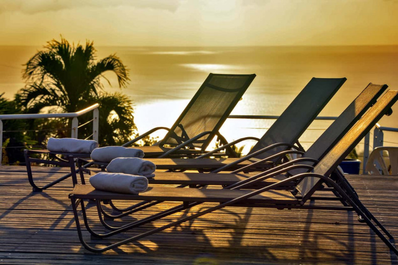 Transat au soleil couchant en Martinique