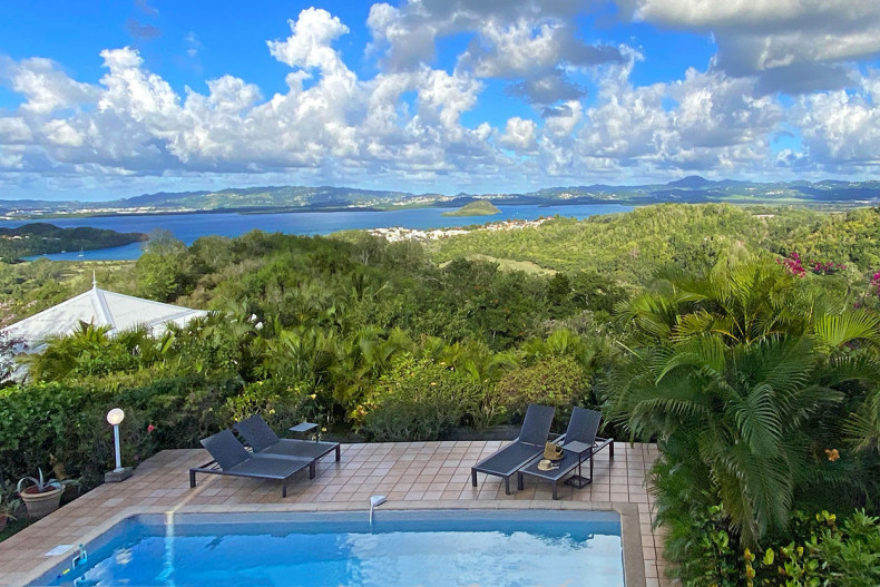 Belle grande villa trois ilets vue