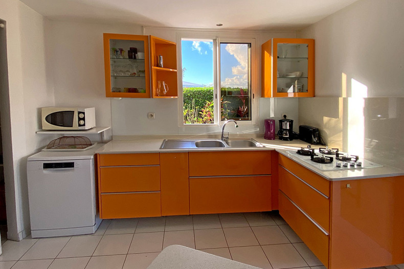 Belle grande villa trois ilets cuisine villa 2