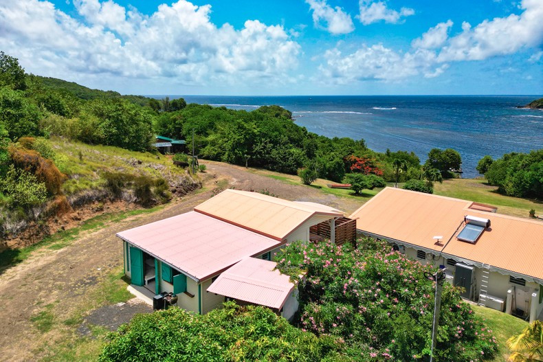 Location REFUGE de la CARAVELLETartane