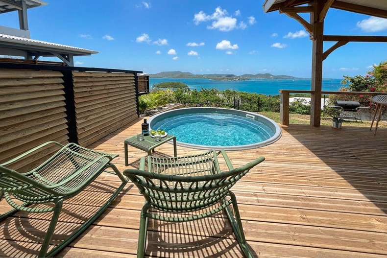 Bungalow Martinique vues bleues du Marin