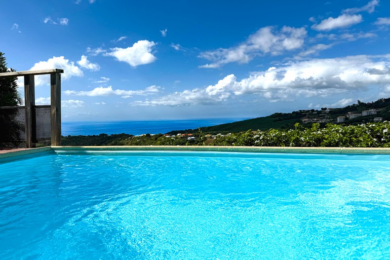 Location bungalow avec piscine Martinique