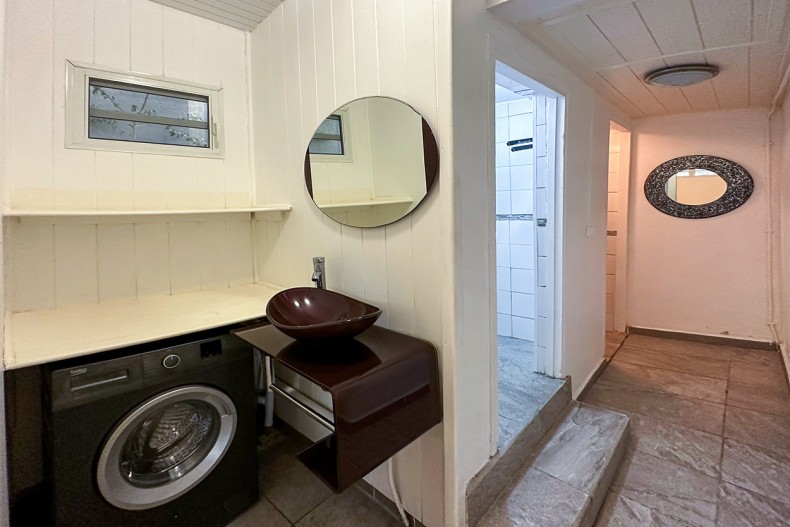 Salle d'eau en trois parties