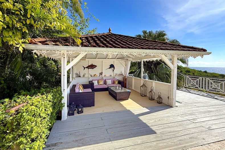 Villa de luxe Martinique vue sur le rocher du Diamant carbet