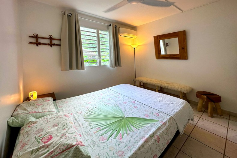 La chambre au rez de jardin lamentin