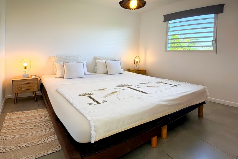 ch 1 belle location trois ilets piscine