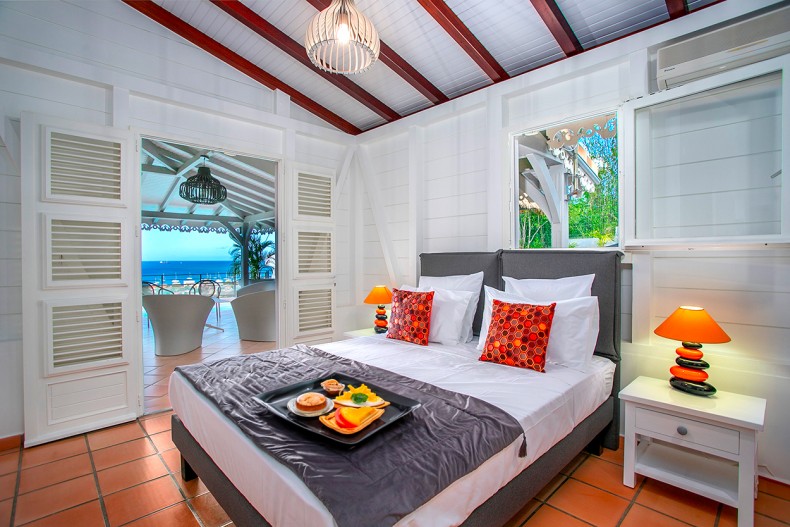 Location villa de luxe la CREOLE Martinique Trois Ilets piscine
