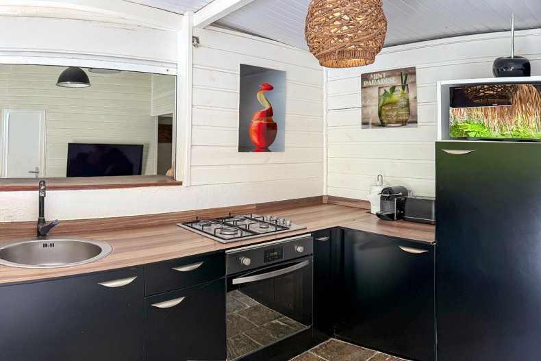 Bungalow de charme Martinique le françois piscine