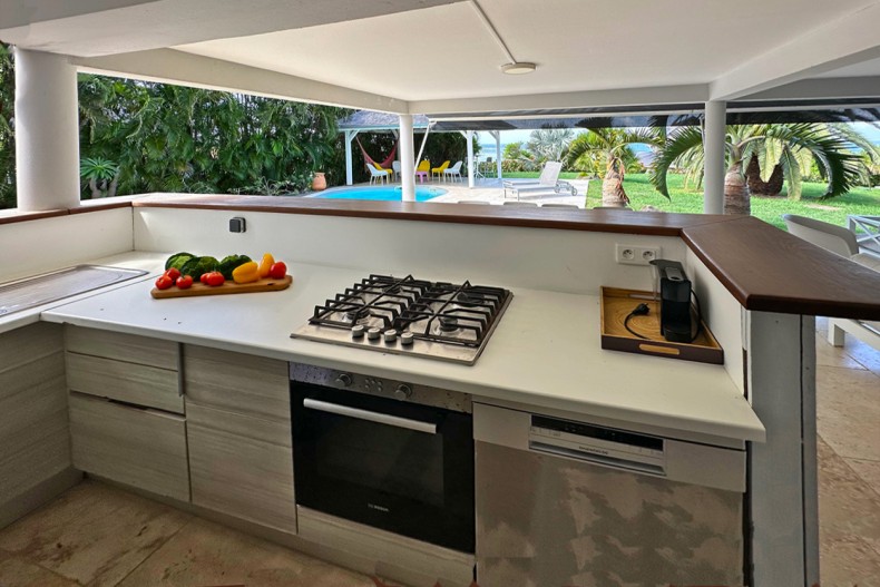 Location Grande Belle Villa familiale de luxe Cap Est Martinique Piscine Vue Mer