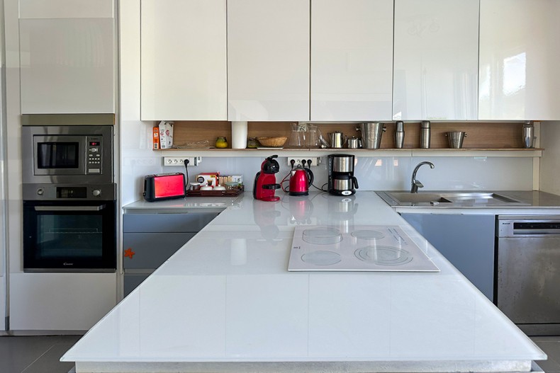 Villa blanc Bleu Trois ilets cuisine