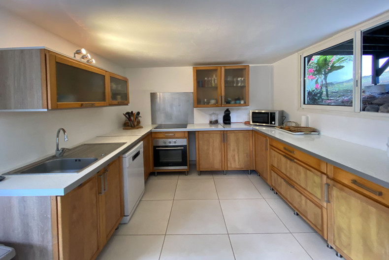 maison piscine sur le toit du Diamant cuisine