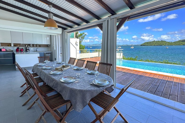 Villa blanc Bleu Trois ilets cuisine sam