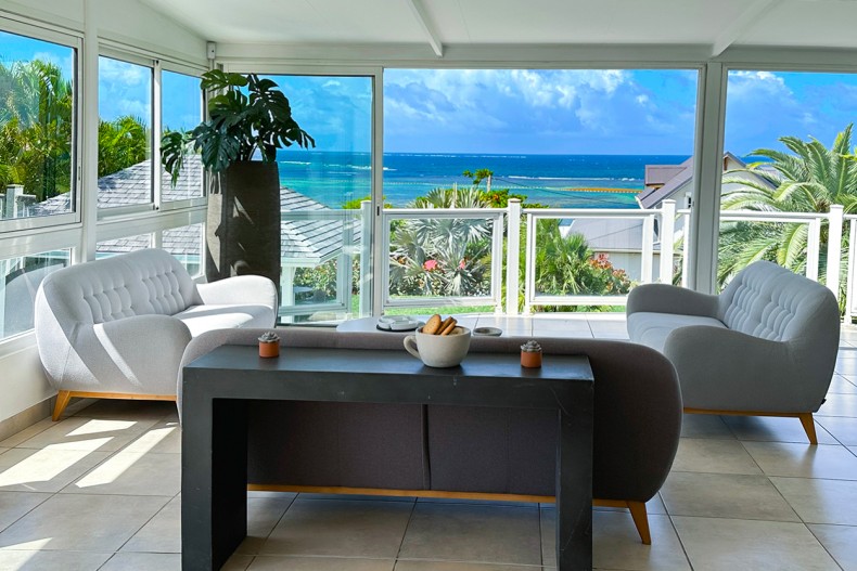 Location Grande Belle Villa familiale de luxe Cap Est Martinique Piscine Vue Mer