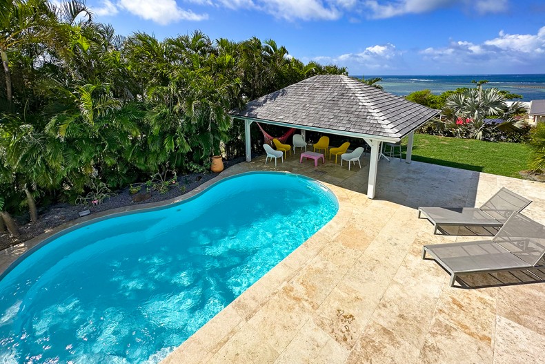 Location Grande Belle Villa familiale de luxe Cap Est Martinique Piscine Vue Mer