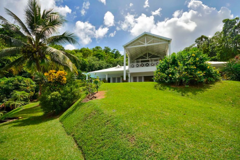 Villa grand jardin trinite cap creole