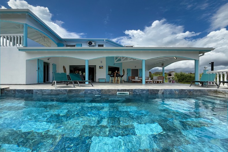 la piscine location villa martinique