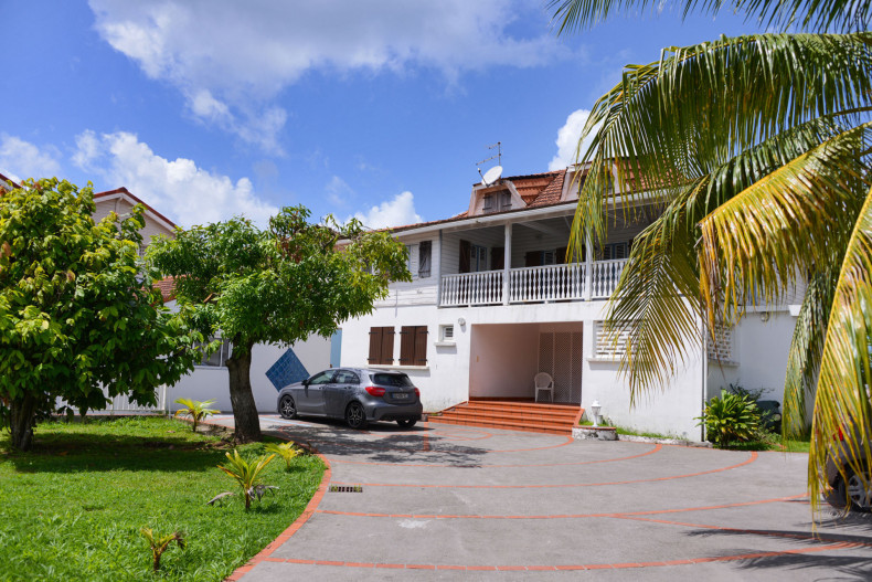 la maison des trois ilets