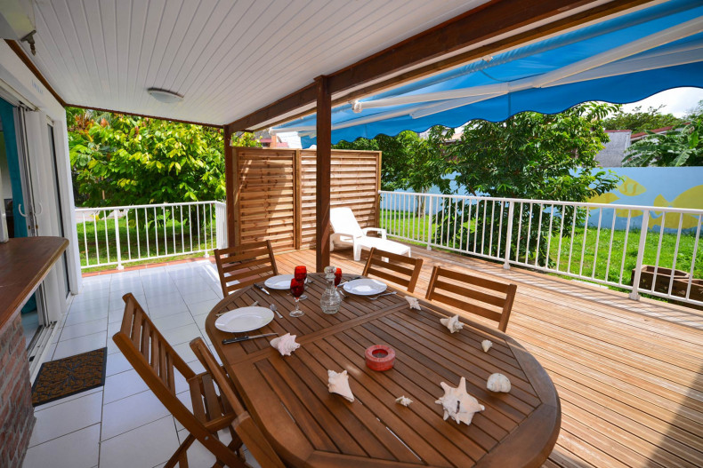 La terrasse du bungalow plage