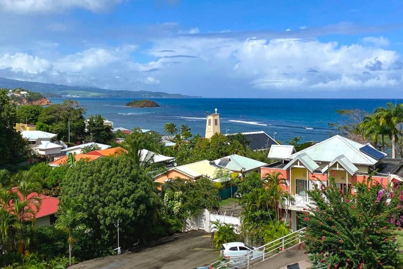 location Tartane F2 residence de la baie