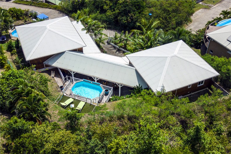 Location villa blanche du Diamant