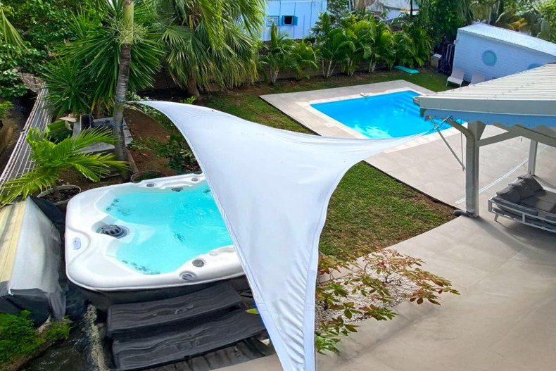 location martinique piscine et spa tartane.jpg