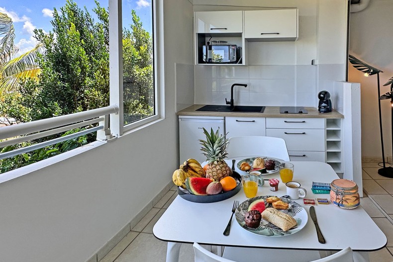 Studio Location Trois Ilets Martinique cuisine