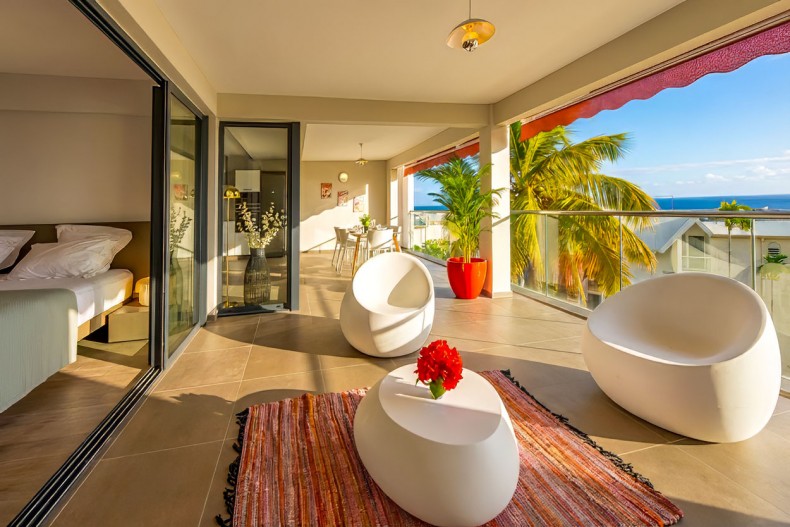 location terrasse de luxe F4 schoelcher vue mer