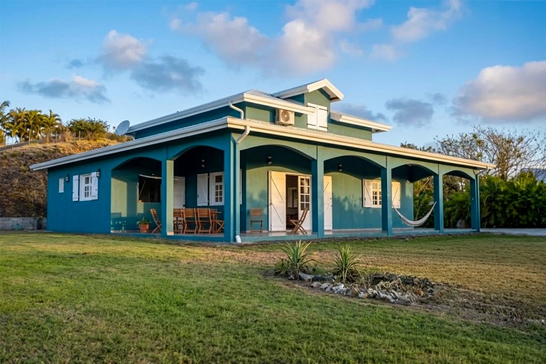 Location villa Bleu Caraibes martinique Sainte-Anne