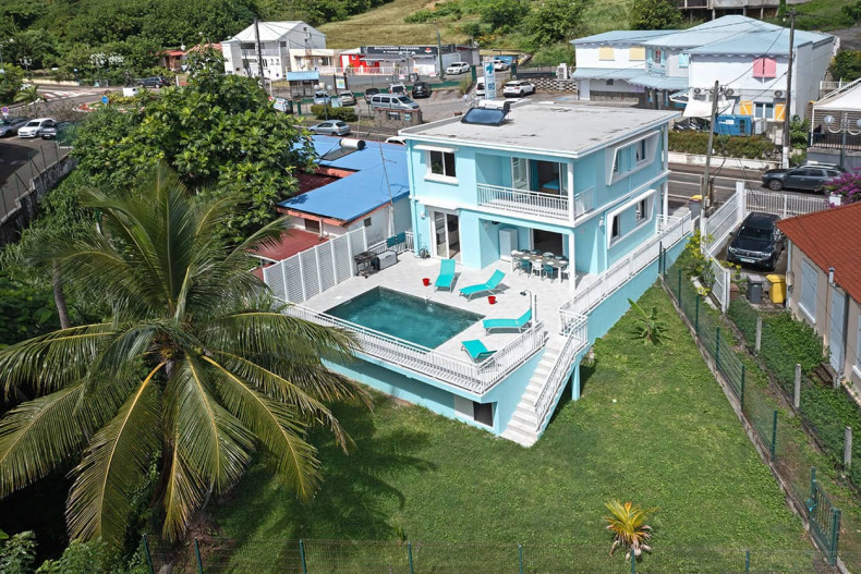 La villa Bonheur bourg du Diamant