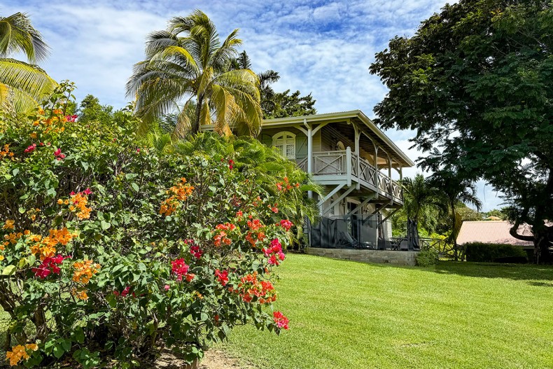 Location villa  Cap Est des ménhirs