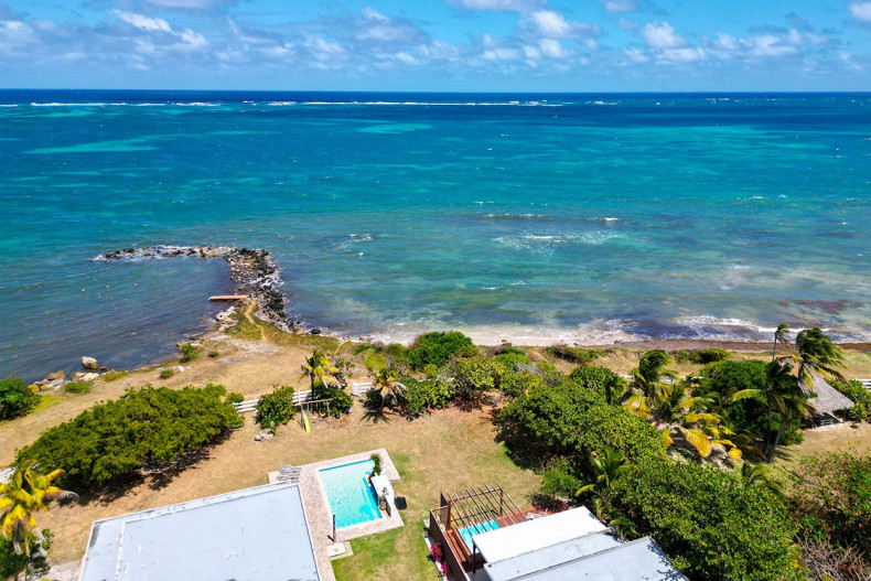 Villa TROPICAL OCEAN 5 chambres location Martinique le Vauclin pieds dans l