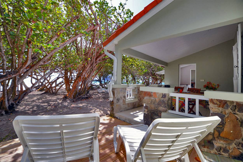 Sur la plage du diamant ezlax et transats