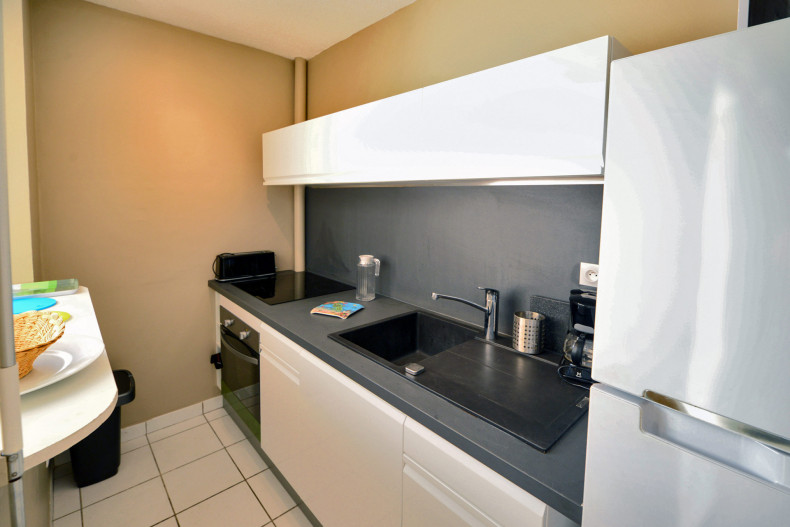 La cuisine du studio maréva anse mitan