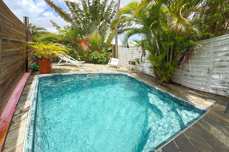 petite villa 4 etoiles Sainte Luce piscine