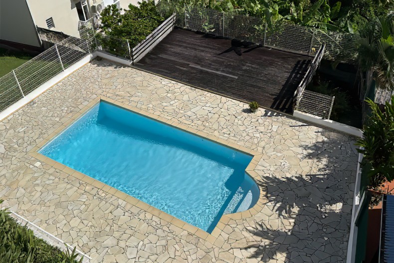 Piscine location appartement F4 anse mitan kai nou