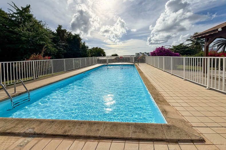 Piscine Bounty studio sainte luce martinique
