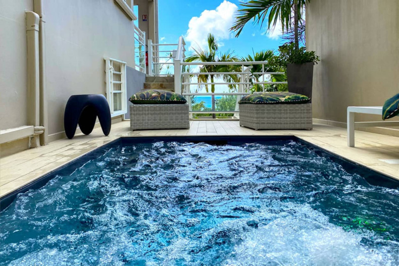 Piscine à remous la côte le diamant