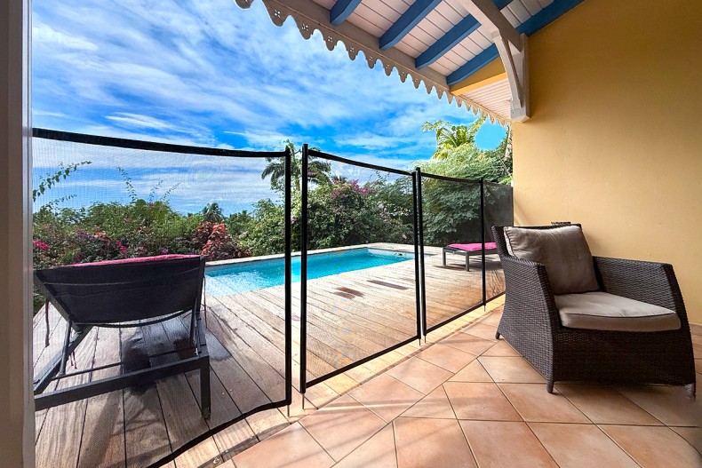 Accès à la piscine sécurisée