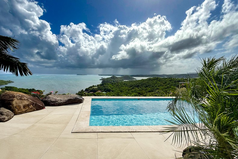 Domino Villa de luxe martinique pluie