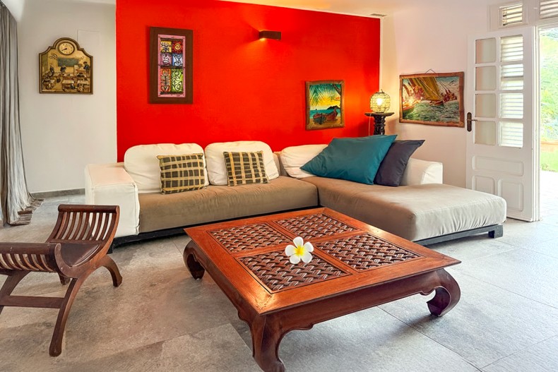 Location villa paisible le diamant piscine salon int