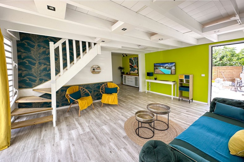 tv Cascade de Sainte Anne 3 chambres piscine location maison Martinique